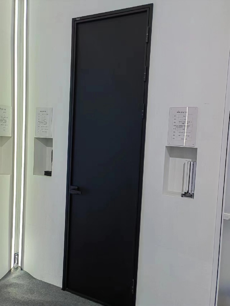 4516瓷泳黑，黑油砂